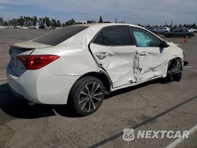 Trzecie zdjęcie samochodu z tyłu: 2017 TOYOTA COROLLA SE VIN:5YFBURHE8HP583193 - miniatura