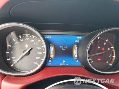 Zdjęcie 9 z 12 samochodu: 2018 MASERATI LEVANTE VIN:ZN661XUA3JX296075 - miniatura