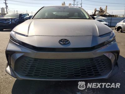 Piąte zdjęcie samochodu w środku: 2025 TOYOTA CAMRY SE VIN:4T1DAACKXSU631542 - miniatura