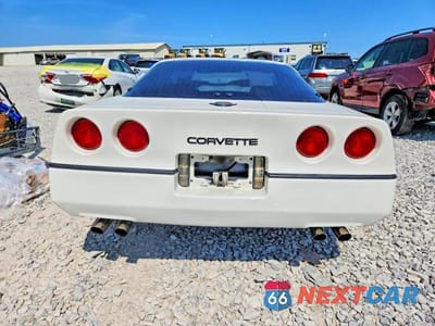 Zdjęcie 6 z 13 samochodu: 1984 CHEVROLET CORVETTE VIN:1G1AY0786E5142395 - miniatura