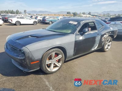 2015 DODGE CHALLENGER SXT 2C3CDZATXFH703449 - główne zdjęcie licytacji z USA - miniatura