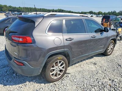 Trzecie zdjęcie samochodu z tyłu: 2017 JEEP CHEROKEE LATITUDE VIN:1C4PJLCB6HD232097 - miniatura