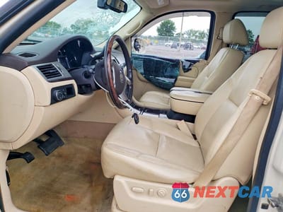 Zdjęcie 7 z 13 samochodu: 2007 CADILLAC ESCALADE LUXURY VIN:1GYFK63887R296992 - miniatura