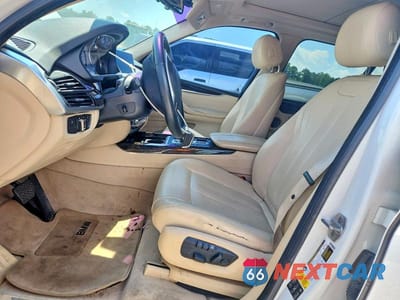 Zdjęcie 7 z 13 samochodu: 2015 BMW X5 XDRIVE35D VIN:5UXKS4C58F0N08371 - miniatura