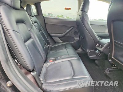 Zdjęcie 10 z 12 samochodu: 2020 TESLA MODEL Y VIN:5YJYGDEE0LF025478 - miniatura