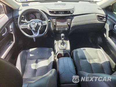 Zdjęcie 8 z 14 samochodu: 2017 NISSAN ROGUE SL VIN:5N1AT2MV2HC817361 - miniatura