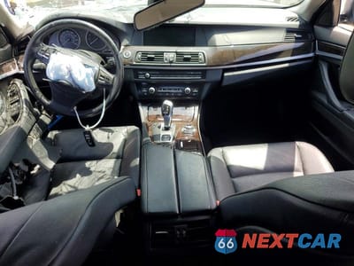 Zdjęcie 8 z 13 samochodu: 2011 BMW 528 I VIN:WBAFR1C5XBDS36077 - miniatura