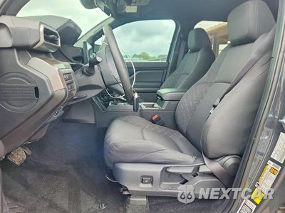 Zdjęcie 7 z 13 samochodu: 2024 TOYOTA TACOMA SR5 VIN:3TYLB5JN6RT007757 - miniatura