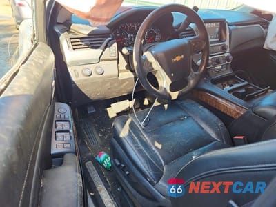 Zdjęcie 8 z 13 samochodu: 2017 CHEVROLET SUBURBAN K1500 PREMIER VIN:1GNSKJKC1HR218303 - miniatura