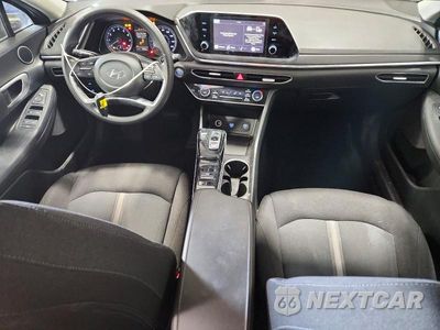 Zdjęcie 8 z 12 samochodu: 2021 HYUNDAI SONATA SEL VIN:5NPEL4JA0MH072109 - miniatura