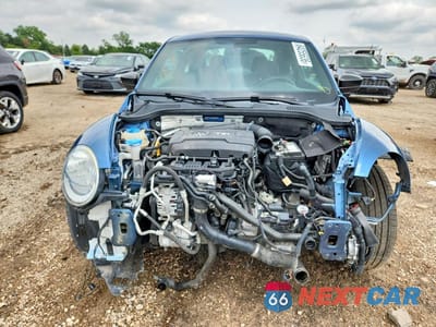Piąte zdjęcie samochodu w środku: 2017 VOLKSWAGEN BEETLE 1.8T VIN:3VWF17AT4HM626956 - miniatura
