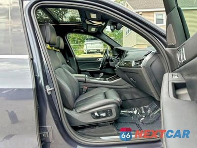 Zdjęcie 9 z 10 samochodu: 2019 BMW X5 XDRIVE40I VIN:5UXCR6C57KLL23006 - miniatura