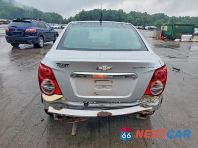 Zdjęcie 6 z 12 samochodu: 2012 CHEVROLET SONIC LTZ VIN:1G1JE5SH9C4157800 - miniatura