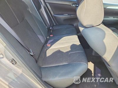 Zdjęcie 10 z 12 samochodu: 2017 NISSAN SENTRA S VIN:3N1AB7AP5HY382856 - miniatura
