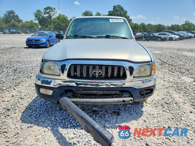 Piąte zdjęcie samochodu w środku: 2003 TOYOTA TACOMA BASE VIN:5TEVL52NX3Z212833 - miniatura