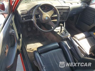 Zdjęcie 8 z 13 samochodu: 1985 BMW 325 E VIN:WBAAB5409F9629960 - miniatura