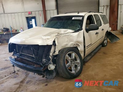 2013 CHEVROLET SUBURBAN K1500 LTZ 1GNSKKE76DR131253 - główne zdjęcie licytacji z USA - miniatura