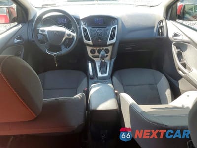 Zdjęcie 8 z 12 samochodu: 2013 FORD FOCUS SE VIN:1FADP3K2XDL224707 - miniatura