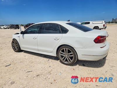Drugie zdjęcie samochodu z przodu: 2018 VOLKSWAGEN PASSAT S VIN:1VWAA7A35JC036203 - miniatura