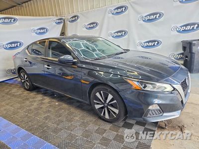 Czwarte zdjęcie samochodu z boku: 2021 NISSAN ALTIMA SV VIN:1N4BL4DV4MN365616 - miniatura