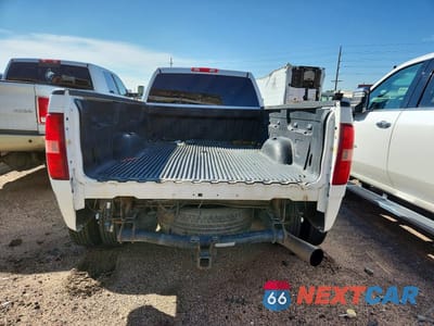 Zdjęcie 6 z 12 samochodu: 2007 CHEVROLET SILVERADO K3500 VIN:1GCJK33637F556018 - miniatura