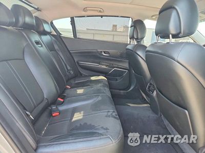Zdjęcie 10 z 12 samochodu: 2016 KIA K900 LUXURY V6 VIN:KNALU4D33G6031468 - miniatura