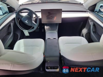 Zdjęcie 8 z 12 samochodu: 2023 TESLA MODEL Y VIN:7SAYGDED1PF958399 - miniatura