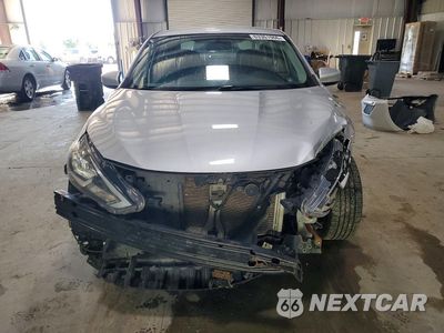 Piąte zdjęcie samochodu w środku: 2018 NISSAN SENTRA SV VIN:3N1AB7AP7JY249568 - miniatura