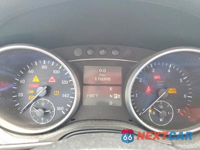 Zdjęcie 9 z 13 samochodu: 2009 MERCEDES-BENZ GL 550 4MATIC VIN:4JGBF86E59A516947 - miniatura