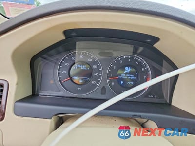 Zdjęcie 9 z 13 samochodu: 2010 VOLVO V70 3.2 VIN:YV1982BW9A1134038 - miniatura