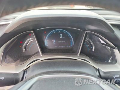 Zdjęcie 9 z 12 samochodu: 2018 HONDA CIVIC EX VIN:19XFC1F3XJE001030 - miniatura