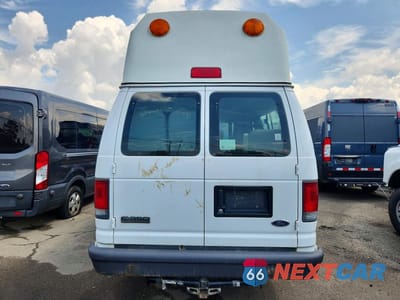Zdjęcie 6 z 12 samochodu: 2007 FORD E350 SHUTTLE BUS VIN:1FTSS34L67DA63891 - miniatura