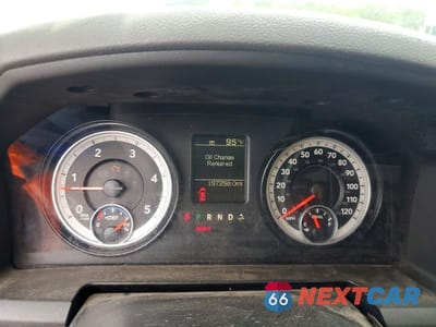 Zdjęcie 9 z 12 samochodu: 2014 RAM 5500 VIN:3C7WRMFL1EG229821 - miniatura