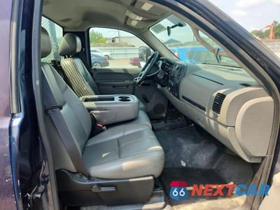 Zdjęcie 10 z 12 samochodu: 2010 GMC SIERRA K3500 VIN:1GD3K2B65AF105325 - miniatura