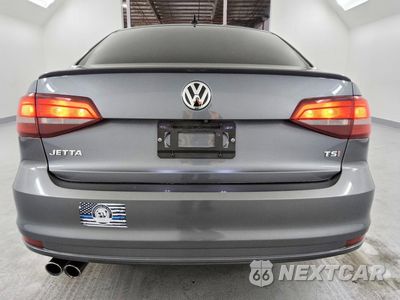 Zdjęcie 6 z 12 samochodu: 2016 VOLKSWAGEN JETTA SPORT VIN:3VWD17AJ7GM292703 - miniatura