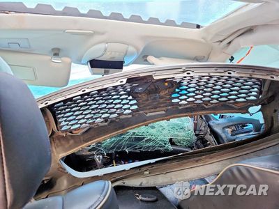 Zdjęcie 8 z 12 samochodu: 2018 INFINITI QX60 BASE VIN:5N1DL0MN7JC505009 - miniatura