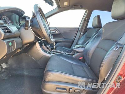 Zdjęcie 7 z 12 samochodu: 2016 HONDA ACCORD SPORT VIN:1HGCR2F55GA020249 - miniatura