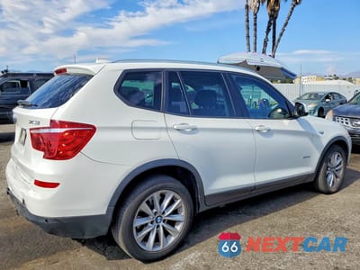 Trzecie zdjęcie samochodu z tyłu: 2017 BMW X3 SDRIVE28I VIN:5UXWZ7C57H0V85640 - miniatura