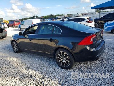 Drugie zdjęcie samochodu z przodu: 2017 VOLVO S60 PLATINUM VIN:LYV402HM3HB127215 - miniatura