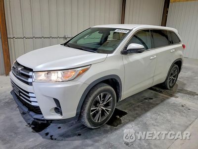 2017 TOYOTA HIGHLANDER LE 5TDZARFH7HS026724 - główne zdjęcie licytacji z USA - miniatura