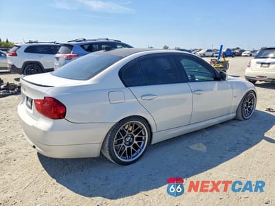 Trzecie zdjęcie samochodu z tyłu: 2011 BMW 335 D VIN:WBAPN7C59BA782101 - miniatura