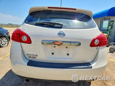 Zdjęcie 6 z 13 samochodu: 2014 NISSAN ROGUE SELECT S VIN:JN8AS5MT1EW624074 - miniatura