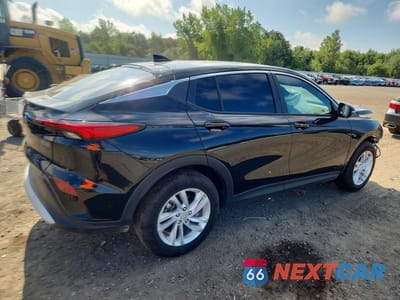 Trzecie zdjęcie samochodu z tyłu: 2025 BUICK ENVISTA PREFERRED VIN:KL47LAEP0SB197173 - miniatura
