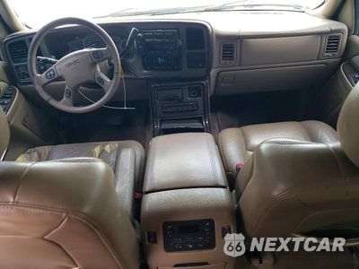 Zdjęcie 8 z 13 samochodu: 2006 GMC YUKON DENALI VIN:1GKEK63U96J122977 - miniatura