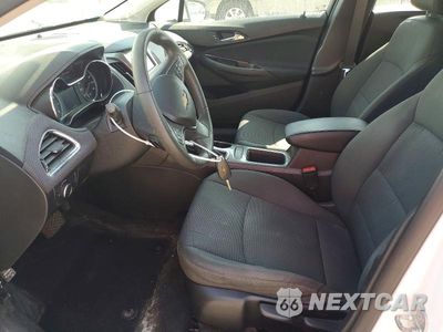 Zdjęcie 7 z 12 samochodu: 2018 CHEVROLET CRUZE LT VIN:1G1BE5SM7J7104462 - miniatura