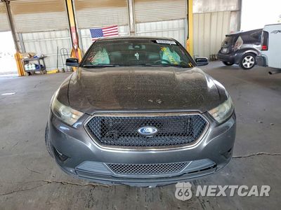 Piąte zdjęcie samochodu w środku: 2015 FORD TAURUS SHO VIN:1FAHP2KT7FG100684 - miniatura