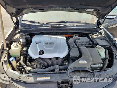 Zdjęcie 11 z 12 samochodu: 2012 HYUNDAI SONATA HYBRID VIN:KMHEC4A41CA062670 - miniatura