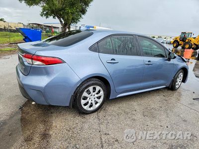 Trzecie zdjęcie samochodu z tyłu: 2025 TOYOTA COROLLA LE VIN:5YFB4MDE8SP278244 - miniatura