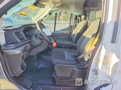 Zdjęcie 7 z 14 samochodu: 2026 FORD TRANSIT T-250 VIN:1FTBR1Y87TKA82316 - miniatura