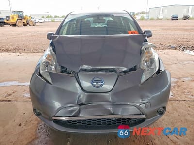 Piąte zdjęcie samochodu w środku: 2017 NISSAN LEAF S VIN:1N4BZ0CP5HC300690 - miniatura